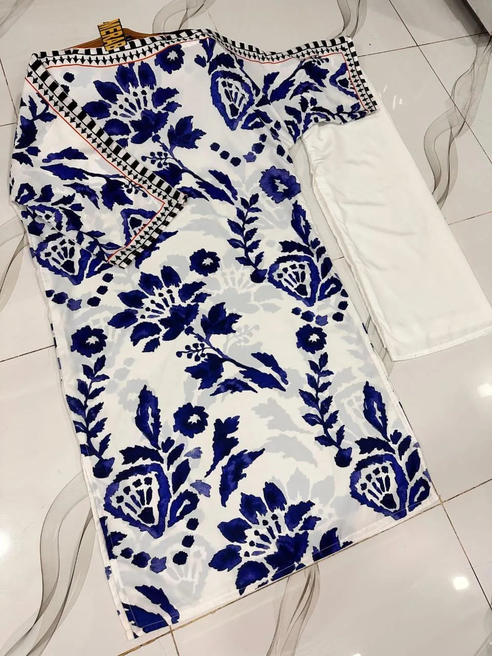 2 Pcs Women's Stitched Swiss Lawn Printed Co-Ord Set