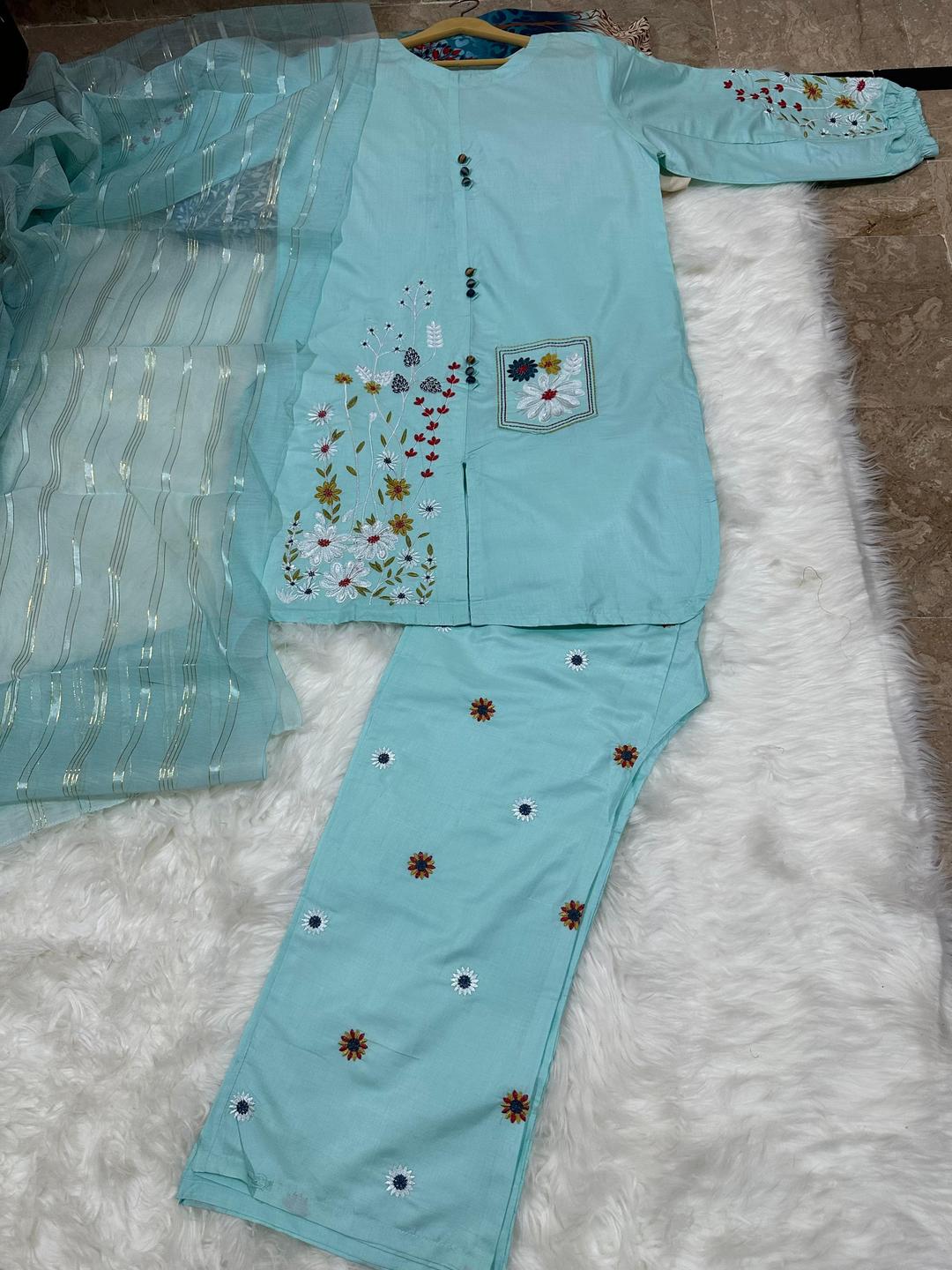 Sakoon 3 Pcs Women’s Stitched Embroidered Suit with Printed Dupatta & Flapper