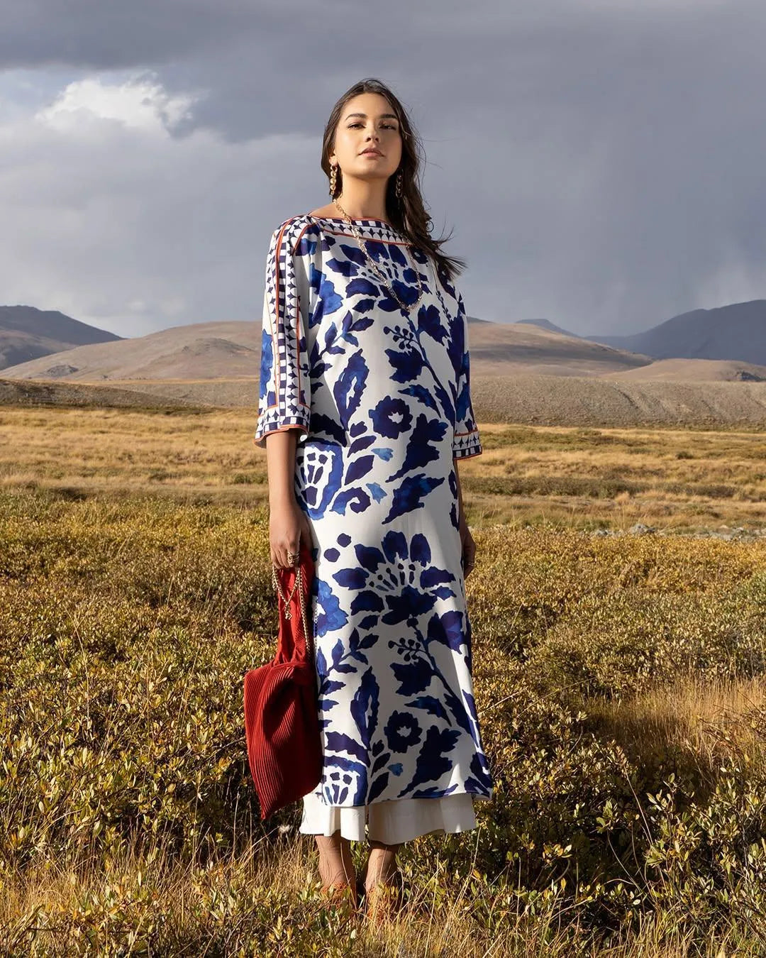 2 Pcs Women's Stitched Swiss Lawn Printed Co-Ord Set