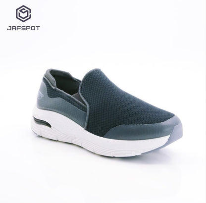 Men’s Slip-On Sneakers – Mesh Fabric with Rubber Sole